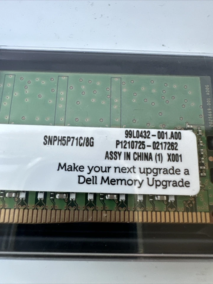 Dell Memory Upgrade SNPH5P71C/8G A8526300 8G 2Rx8 DDR4 ECC UDIMM 2133MHz RAM New - Image 3 of 4