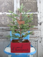 Antique Wood Box Red Milk Paint Merry Christmas Stencil w Christmas Tree