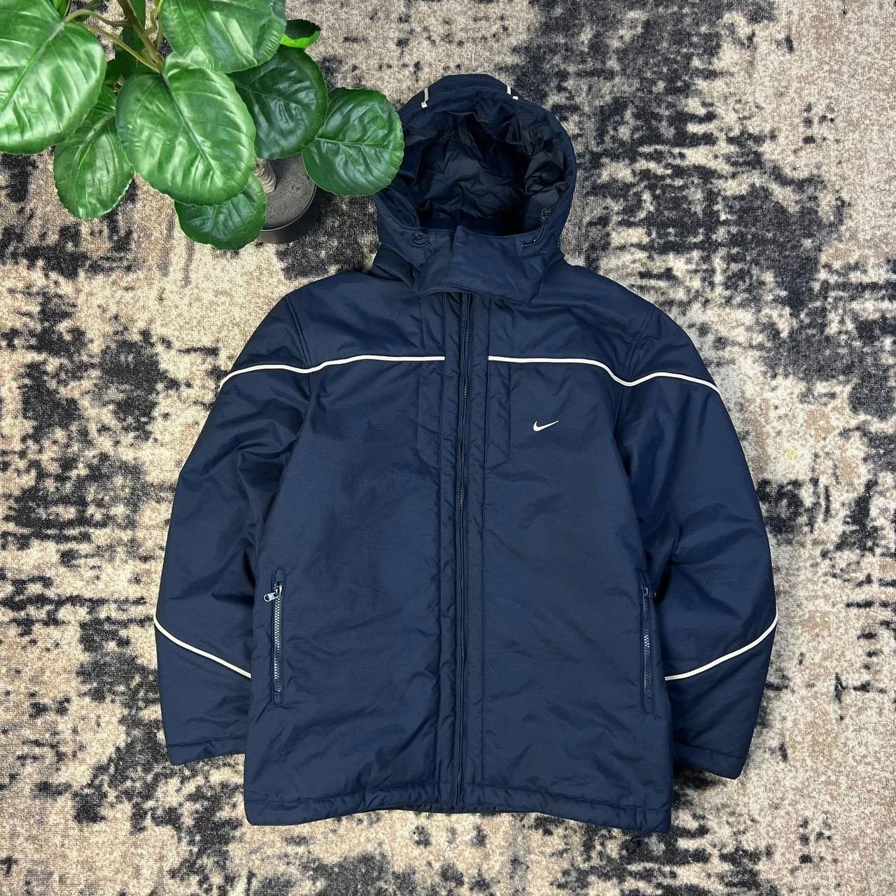 Nike Swoosh Vintage Y2K Zip Up Puffer Jacket