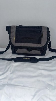 Targus Shoulder Messenger Bag Black W/Cell Pouch And 11'' Tablet Pockets