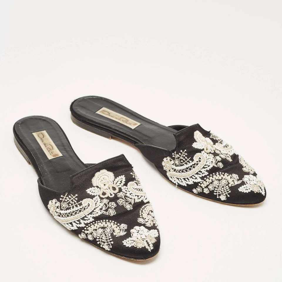 Mula plana Oscar de la Renta negra satinada adornada talla 39 Foto 4 de 4