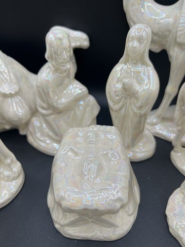 Vintage Holland Mold Iridescent White 17 Piece Nativity Set Figures - Beautiful - Picture 5 of 21