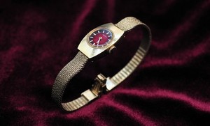 Authentic Vintage - Seiko - Ladies Automatic Watch - 11-1049 - Red Dial - Gold Plated