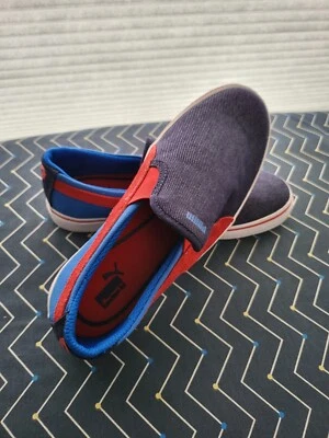 PUMA Canvass Trainers - Image 1 of 4
