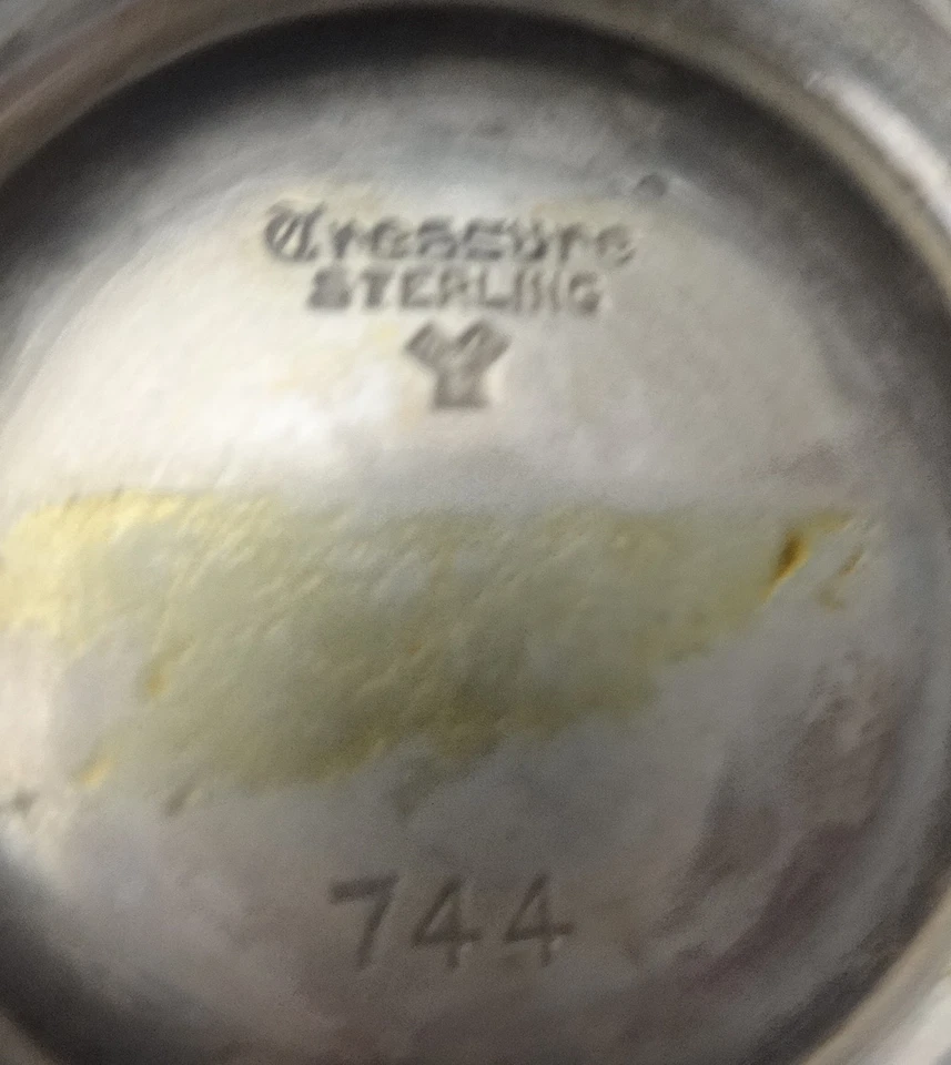 Shakers de sal e pimenta William and Mary by Lunt prata esterlina 2 peças (#0239) - Imagem 4 de 4