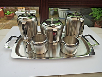 Old Hall Tee/Kaffee Stirling Set zweifarbig hell/satiniert 1955 Reg Nr 940182