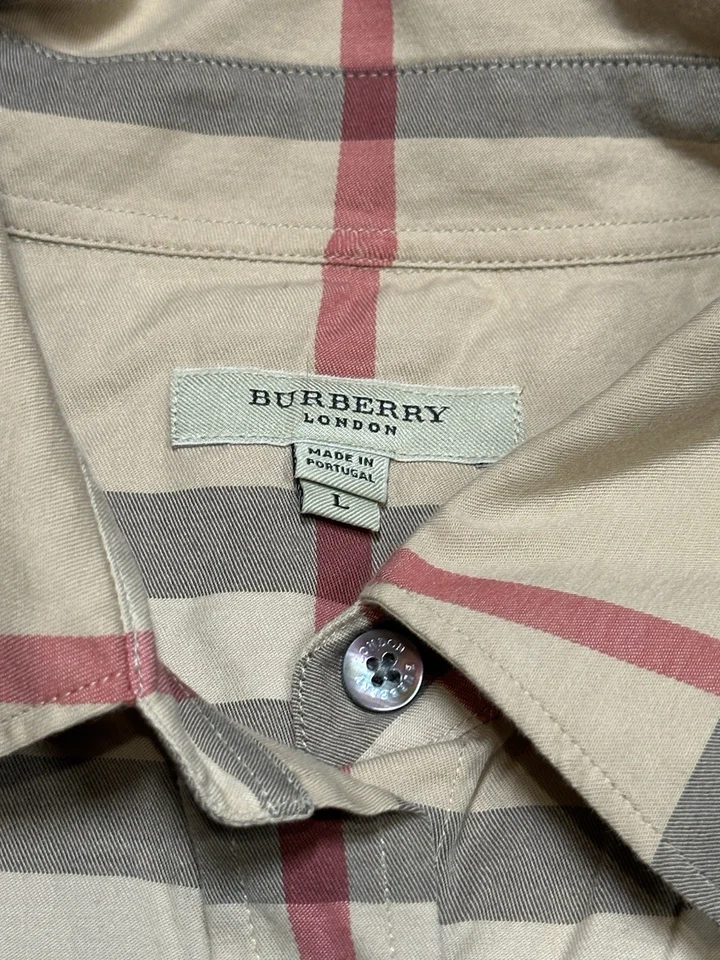 Camisa feminina Burberry Brit Nova xadrez estampada com botões manga longa G - Imagem 3 de 4