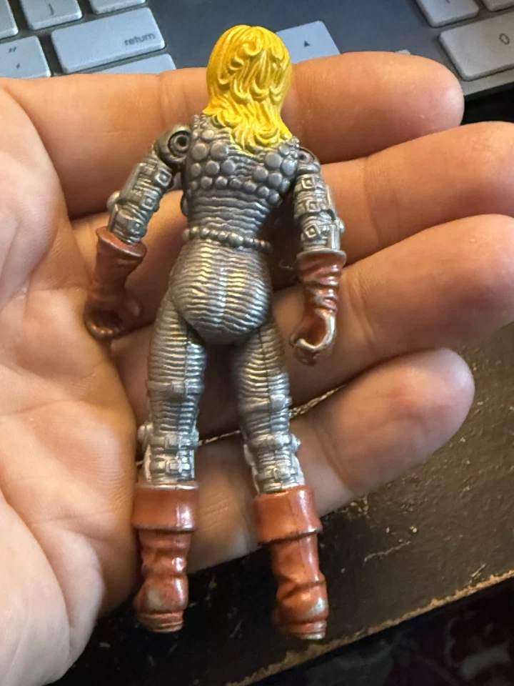 Figura de acción vintage LJN Advanced Dungeons & Dragons Mercion Cleric 3,75" 1983 Foto 2 de 4