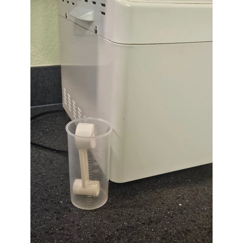 Máquina automática de pan para el hogar Hitachi HB-B101 de colección  Foto 2 de 4