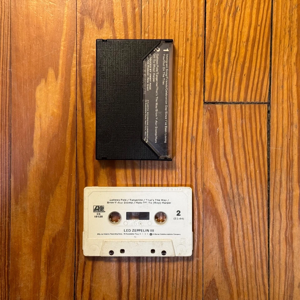 Led Zeppelin 3 Cassette tape 1970 Atlantic Records CS 19128 - Image 3 of 4