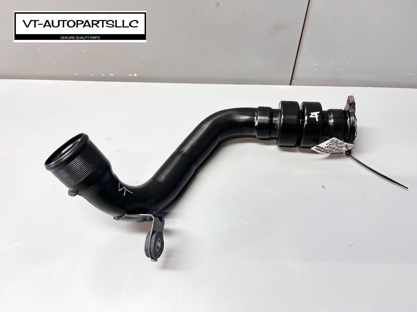 ⭐️2014-2020 MASERATI QUATTROPORTE LEFT DRIVER TURBO AIR INTAKE HOSE PIPE TUBE OE