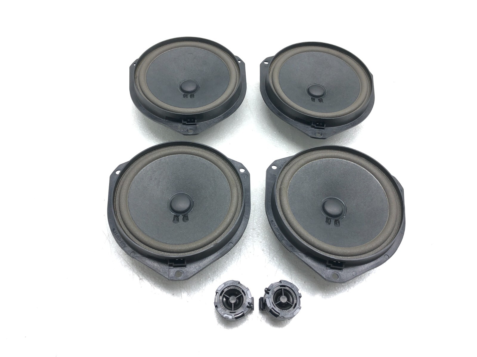 2014-2020 MASERATI GHIBLI SQ4 DOOR SPEAKERS OEM.
