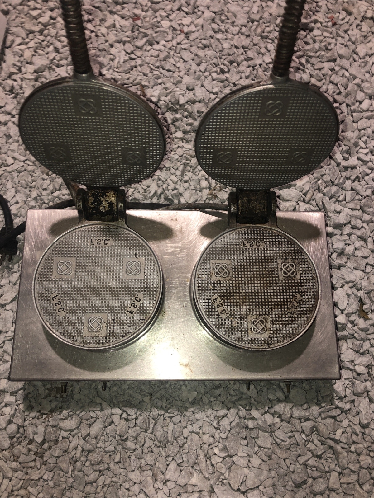 Vintage Commercial F.S Carbon Double Waffle Iron eBay