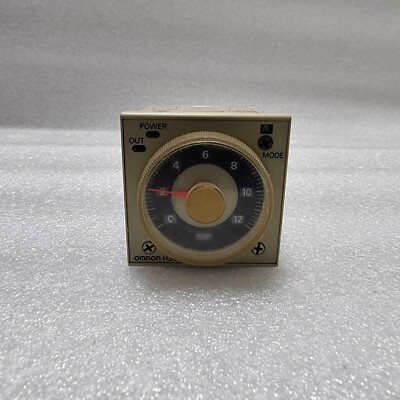 OMRON H3CR-A8 MULTIFUNKTIONS-TIMER 100-240VAC 8 STÜCK