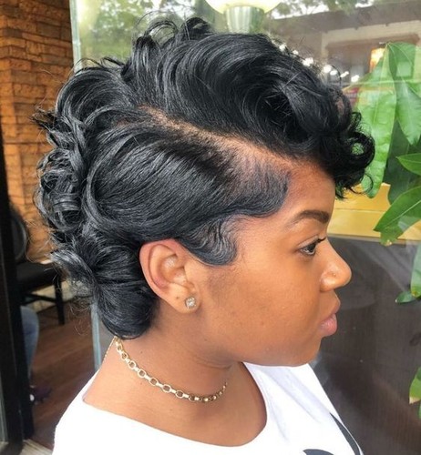 L Lace Closure Wigs Brazilian Curly Wigs Short Pixie Cut Curly Human Hair Wigs
