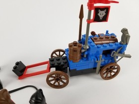 LEGO Castle 6038 Wolfpack Renegades Complete Weapons Cart Horse DAMAGE