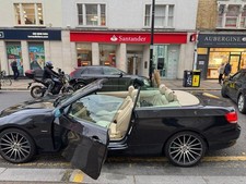 BMW 325i Convertible