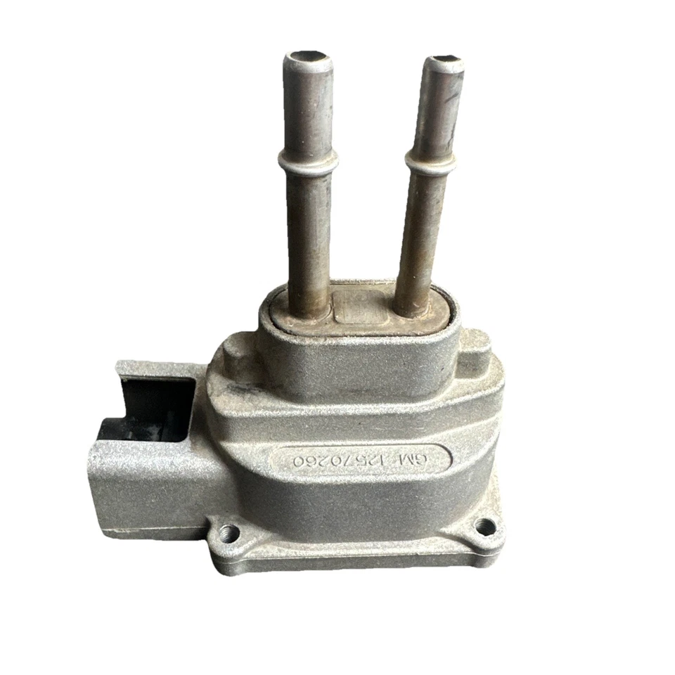 ✅Sensor de composición de combustible Tahoe Yukon Suburban Flex 2001-2005 genuino 12570260 Foto 2 de 4
