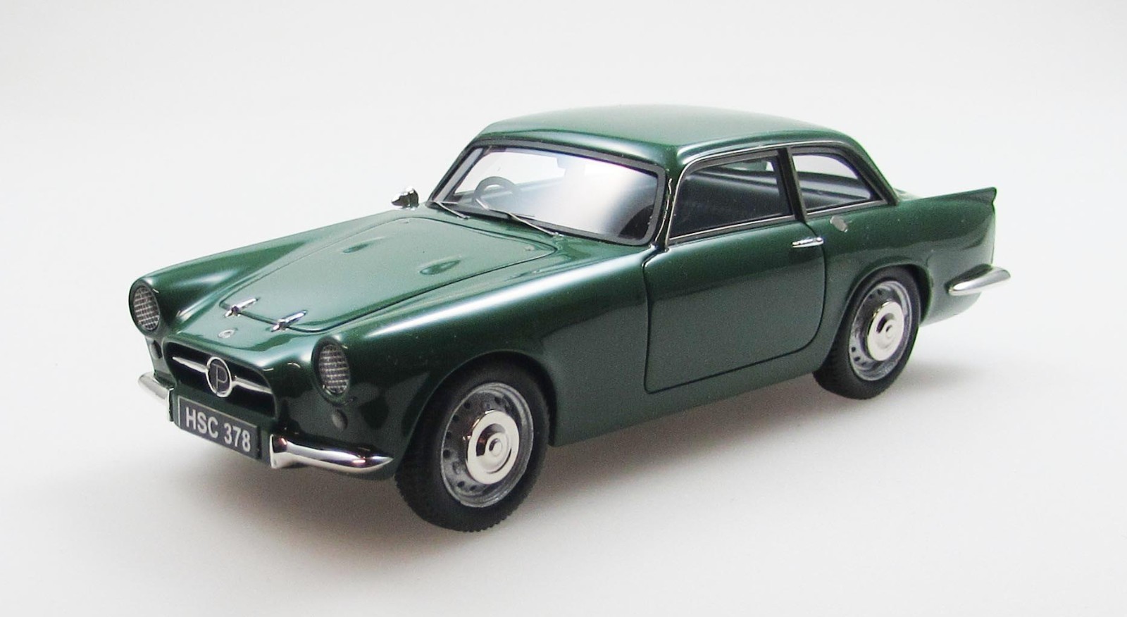 Coupé Peerless GT 1957 Esval Vert : Le cadeau idéal pour collectionneur auto 1/43