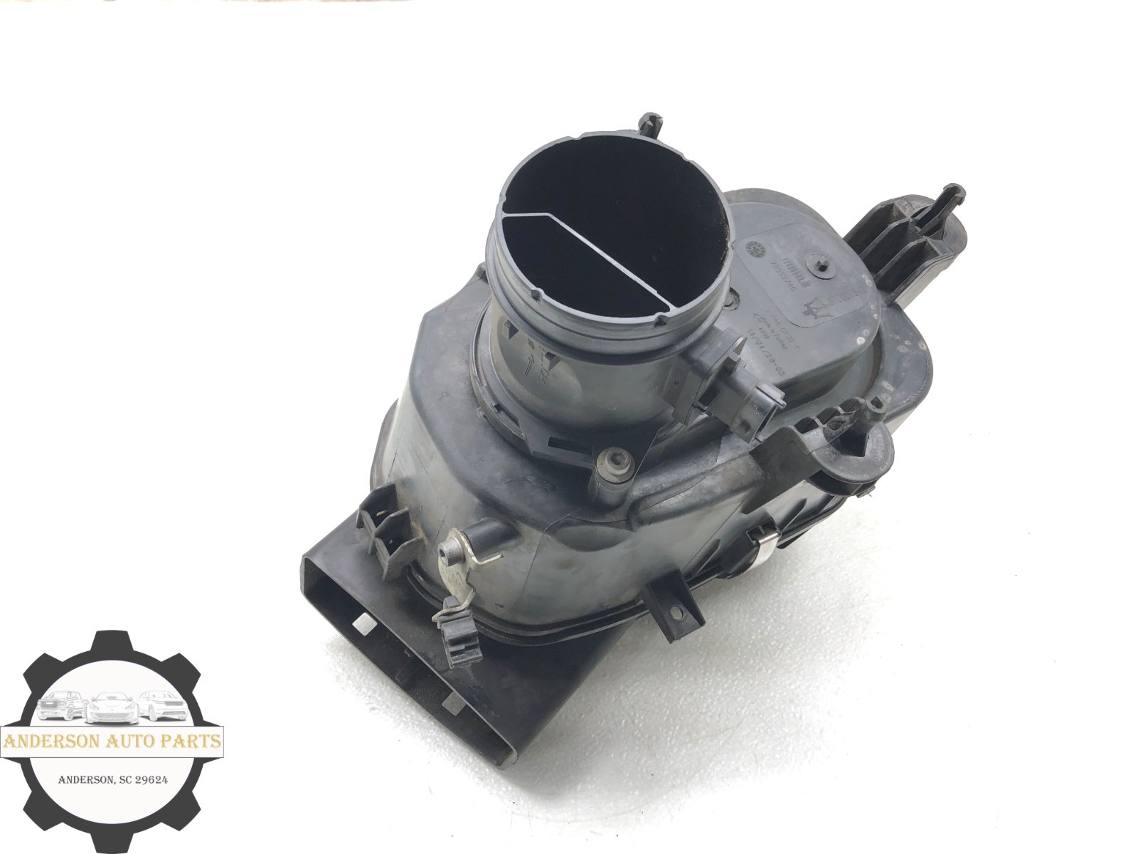 2014-2020 MASERATI QUATTROPORTE 3.0L RIGHT PASS AIR CLEANER FILTER HOUSING OEM
