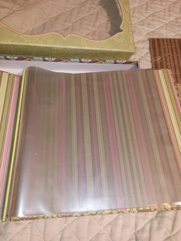 New  Memory Photo Frames Scrapbook Album 12x12  - Image 4 of 4