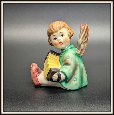 Hummel Goebel HUM 238/B Engel mit Bandoneon TMK-6 6,5 cm Angel 1982-N.2