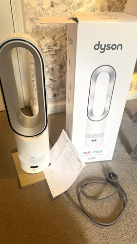 Dyson Hot+Cool HF1 Bladeless Tower Fan Heater with Remote Control White