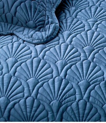 Ted Baker Deco Shell Sapphire Blue King Quilt & Pillow Sham Set New 108x90