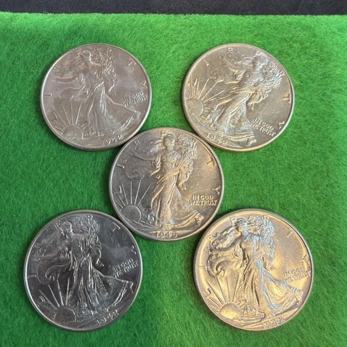 1942 & 1945 UNC 90% Silver Walking Liberty 1/2 Dollars Lot Of 5