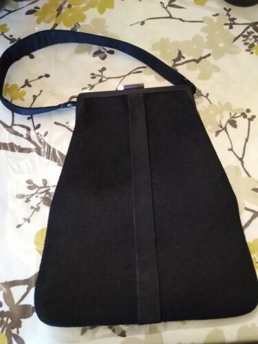 Ingber Black Felted Wool Vintage Handbag Metal Cl… - image 1