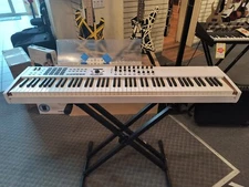 Arturia Keylab MKII 88 Weighted  Key MIDI Keyboard Controller WHITE