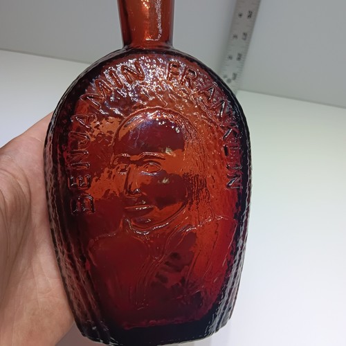 Vintage Wheaton ruby red bottle Benjamin Franklin Jar Bottle 1970 - Picture 3 of 7