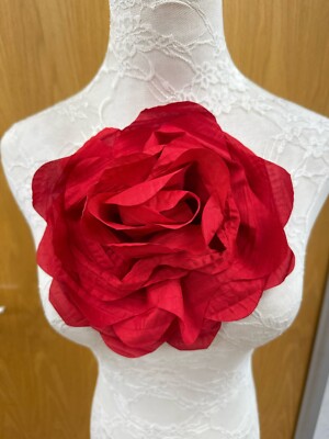 Schöne rote Rose, Blumennadel, Brautrose, Blume, Stoffrose, Corsage, Braut