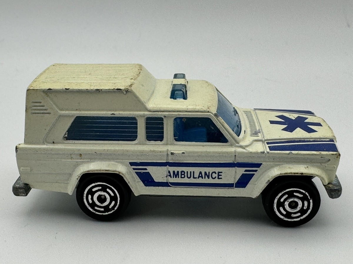 Vintage Majorette Ambulance Jeep Cherokee No. 269 France | eBay Vintage Majorette Ambulance Jeep Cherokee No. 269 France | eBay