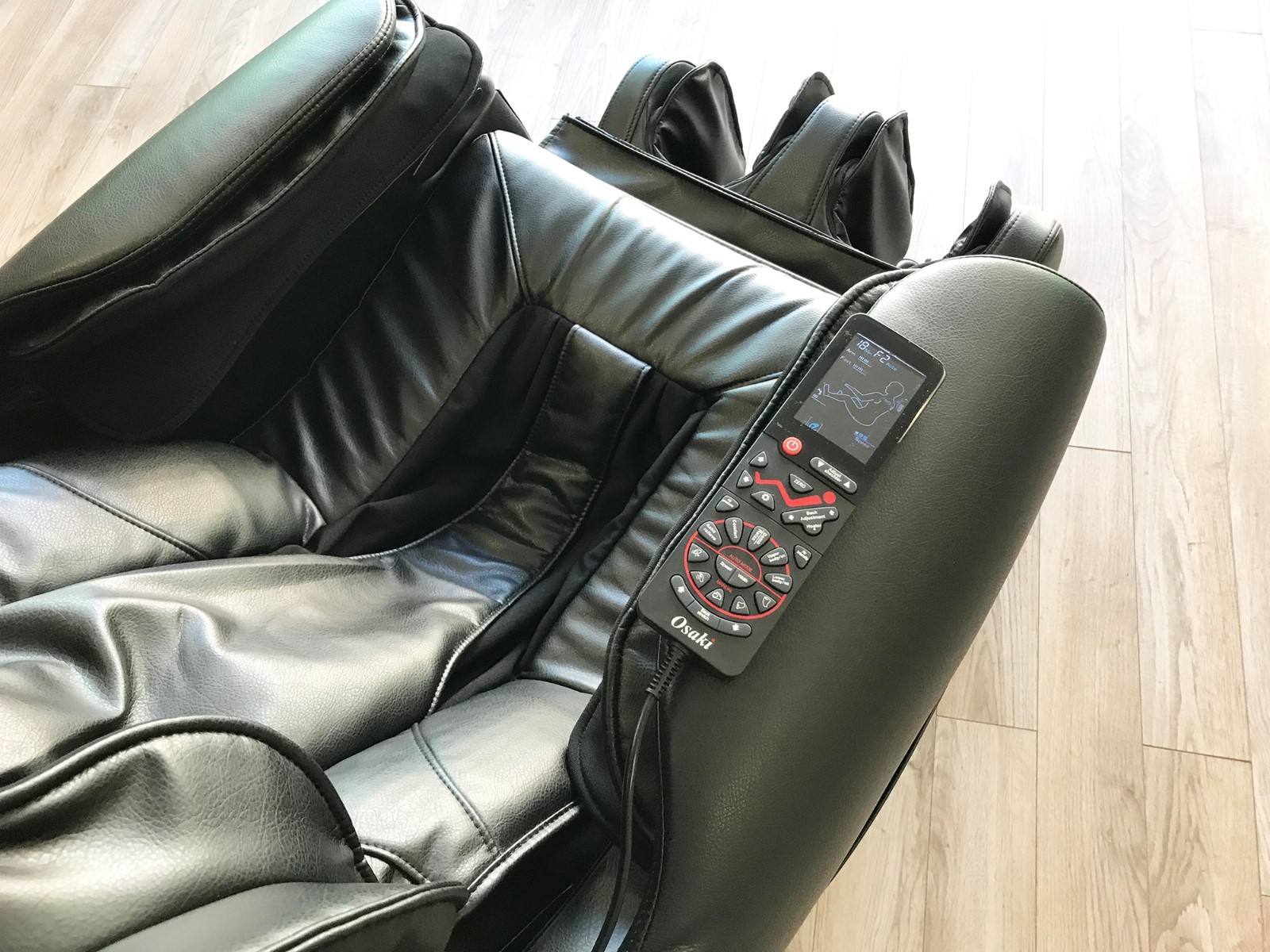 Black Osaki Titan TPPro 8500 LTrack Massage Chair Zero Gravity