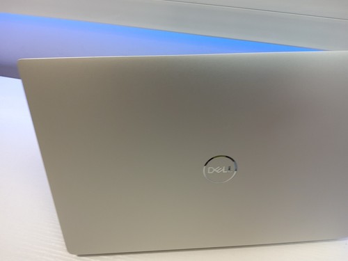DELL XPS 13 9380 - INTEL I7 8565U - 1TB SSD 16GB RAM - WINDOWS 11 - NEW BATTERY - Picture 15 of 23