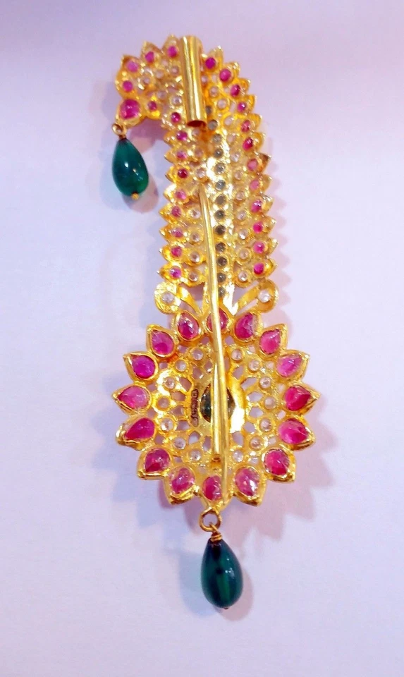 VINTAGE REAL RUBY, EMERALD & CZ  22K YELLOW GOLD BROACH PIN PUNJABI TURBAN GIFT  - Image 3 of 3