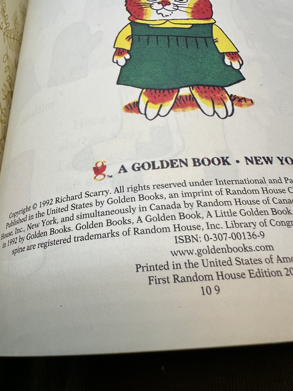 richard-scarry-s-best-little-word-book-ever-little-golden-book-1992