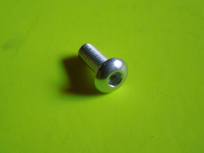 1 NOS OEM Buell 10-32 x 1/2'' Socket Head Screw P/N AN1004.3FZB