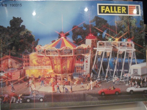 Faller HO 190315 kit Dorfkirnes juego en embalaje original 1:87 HO todavía soldado nuevo | Condition: Neu