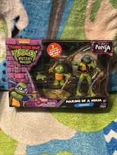 Teenage Mutant Ninja Turtles Mayhem Glow-in-the-Dark Making of a Ninja LEONARDO