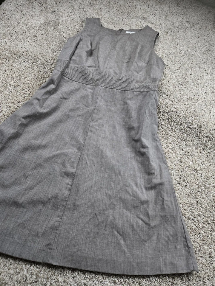 Vestido Banana Republic para mujer 12 gris elástico lana sin mangas línea A forrado Foto 2 de 4