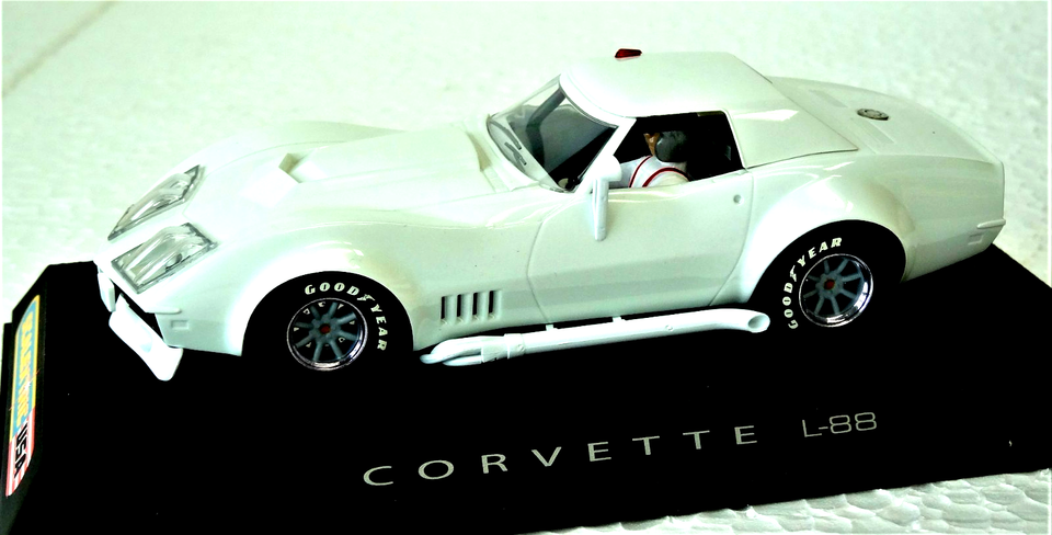 EL MILLONCETE: CHEVROLET CORVETTE SCALEXTRIC 4050 de Exin (1975