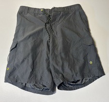 Men's Medium Size Salt Life Brand La Vida Cargo Hybrid Shorts