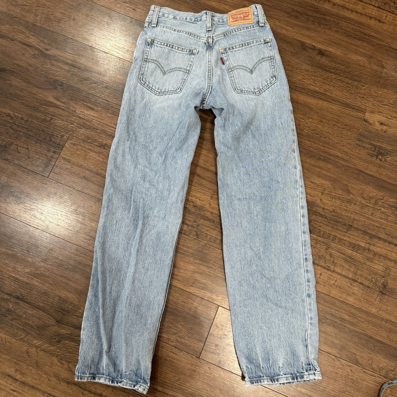 Levi’s 94 Baggy Jeans Womens Size 24 Relaxed Straight Leg Denim Pants Y2K Light thumbnail 6