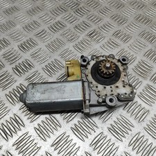 Mercedes-Benz S W140 Fensterhebermotor vorne links A0048201942 1992 Mercedes-Benz S W140 Fensterhebermotor vorne links A0048201942 1992