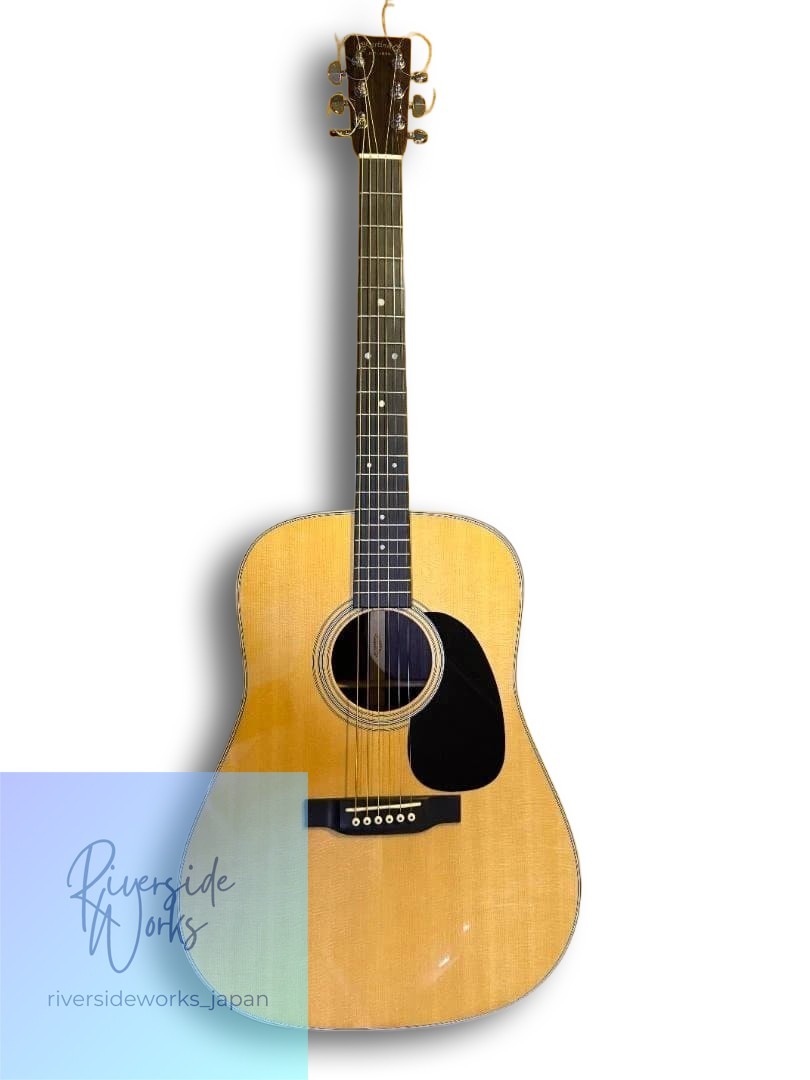 Excellent Martin D28 2017 Purchased New
