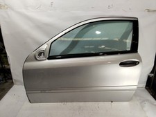 A2037200505 t&uuml;r vorne links MERCEDES-BENZ CLASE C W203 dmuap1872243