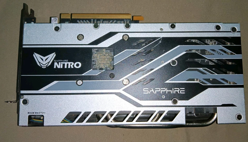 Sapphire Nitro+ RX 580 8 GB GDDR5 11265-01 Foto 4 de 4