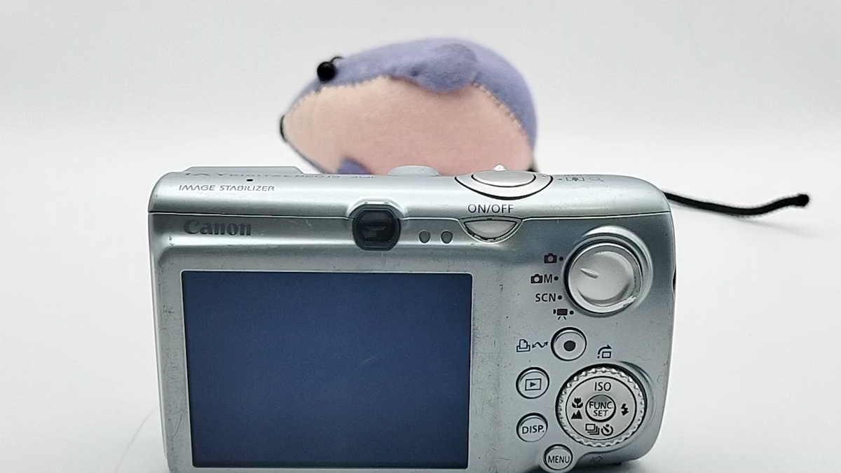Canon IXY Digital 820 IS Silver 10.3 MP 5x Compact Digital